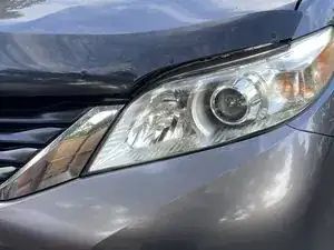 2011 Toyota Sienna Headlight Bulb Replacement