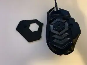 Adjusting the Weight of a Logitech G502 Hero