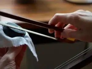 How to Use Rosin on a Violin Bow