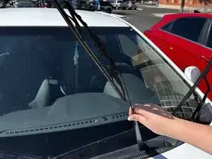 2011–2018 Hyundai Accent Windshield Wiper Replacement