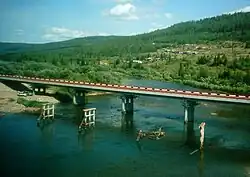 Bridge over the Tayura near Zvyozdny.