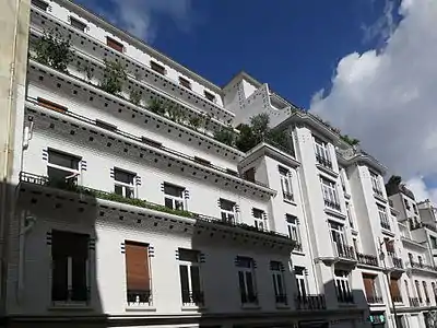 Apartment house at 26 Rue Vavin (6th arrondissement) by Henri Sauvage ((1913)