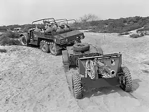 18pdr Towed By Morris Tractor 1938