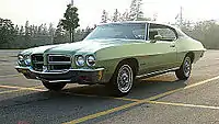 1972 Pontiac Le Mans hardtop coupe (front)