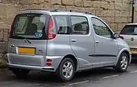 2001 Yaris Verso GLS (NCP20; pre-facelift, UK)