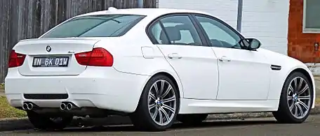 Saloon (E90)