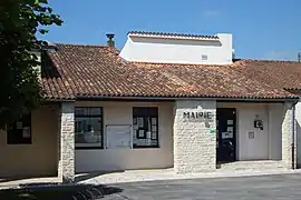 The town hall in Cram-Chaban