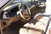 Driver seat, dashboard; 1996 Lincoln Town Car