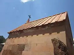 Karmravor Chapel, Arinj, 13th century