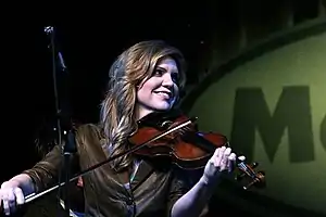 Alison_Krauss_MerleFest_2007_01.jpg