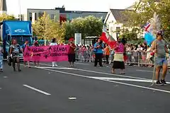 A faʻafafine organisation on Auckland pride parade in 2016