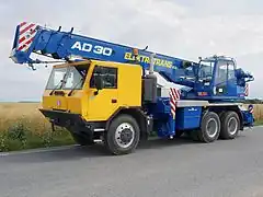 6×6 mobile crane