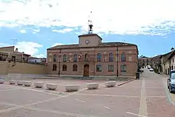 City Hall and Main Square of Pollos