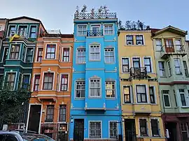 Balat – colourful houses in the historic centre