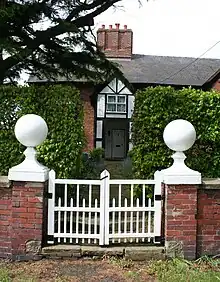 Ball Farmhouse, Hankelow