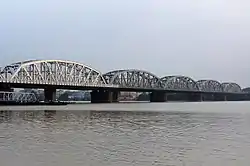 The Bally Bridge, that links Howrah to Kolkata.