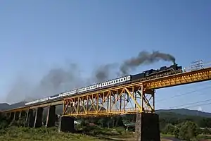 An SL Banetsu Monogatari service, hauled by C57 180, September 2009