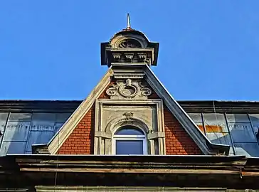 Gable dormer