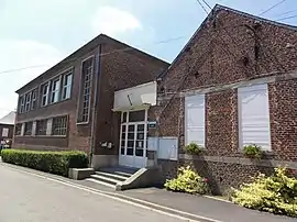 The town hall in Beaurepaire-sur-Sambre