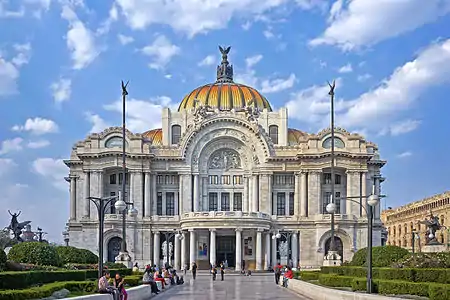 Image 9The Palacio de Bellas Artes, Mexico City, has a permanent collection of murals and hosts an architecture museum.