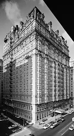 Bellevue-Stratford Hotel, Broad & Walnut Sts., Philadelphia, PA (1902–04), G. W. & W. D. Hewitt, architects.