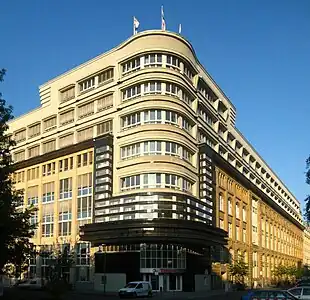 Expressionist architecture – Rudolf Mosse Printing and Publishing Company Building in Berlin, by Erich Mendelsohn (1921–1923)