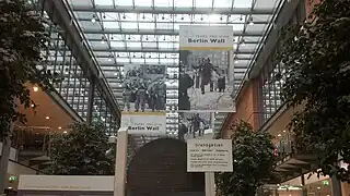 An exhibition dedicated to the 25th anniversary to the Berlin Wall destruction was located at Potsdamer Platz Arkaden.