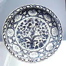 Blue and white plate, Jingdezhen, Yuan dynasty (1271-1368).