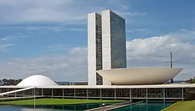 National Congress of Brazil, Oscar Niemeyer