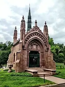 Busch Mausoleum in Bellefontaine Cemetery, 1915