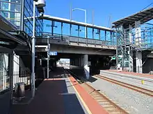 Canning Bridge station bridge over platforms