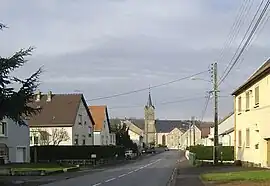 The Rue de la Libération and church in Cappel