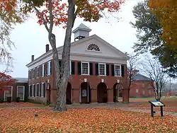 Caroline County Courthouse (built 1803–1809) in Bowling Green