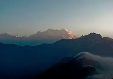 Chaukhamba peak, northern boundary of sanctuary