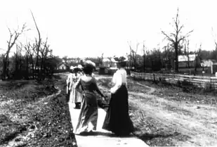 Photograph by Jennie Ross Cobb, circa 1900.