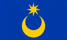 Flag of Portsmouth, England (18th century): crescent and estoile (with eight wavy rays).