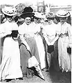 Countess Marietta Silva-Tarouca with her daughters