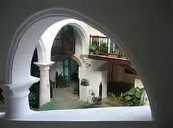 Arches in the Casa-Museo del Libertador Simón Bolívar in Havana, Cuba (2006)