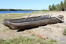 Dugout canoes, reconstruction