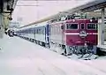 An Akebono service hauled by a Class ED75-700 AC electric locomotive in March 2010