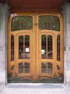 Entrance of the Hôtel Solvay