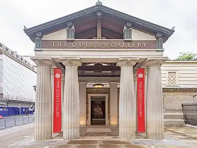 Queen's Gallery, Buckingham Palace, London, by John Simpson, 2000-2002