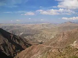 Cordillera de los Frailes, looking west. Pari Chata (Yocalla Municipality) is on the right in the background, left of it is the Pillku Mayu valley.