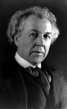 Portrait photo of Frank Lloyd Wright