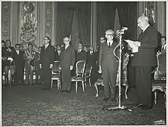 Leone and Saragat during the swearing in ceremony