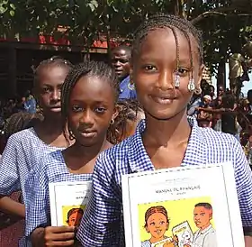 Image 14Schoolgirls in Conakry (from Guinea)