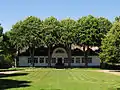 Frauenhof, Manor House with row of lime trees