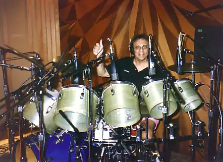 Hal_Blaine_in_1995.jpg