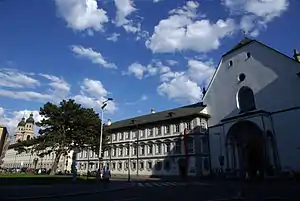 Hofkirche from Rennweg, looking east toward Jesuit Church