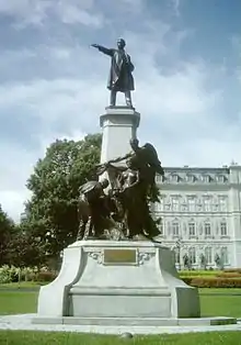 Monument to Honoré Mercier